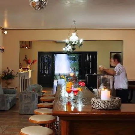 Rebecca's Village 4* Karousádes