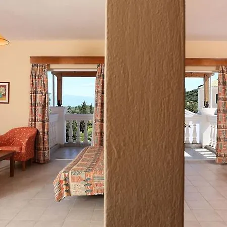 Hotel Rebecca's Village Karousádes