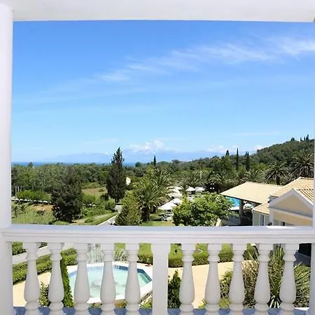 Hotel Rebecca's Village Karousádes
