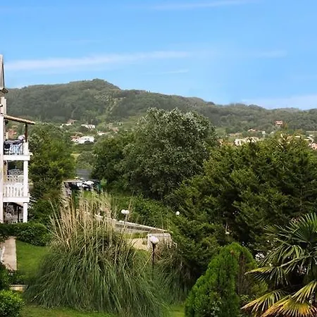 Hotel Rebecca's Village