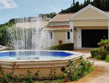 Rebecca's Village Hotel Karousádes