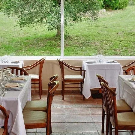Rebecca's Village 4* Karousádes
