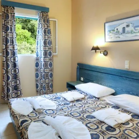 Rebecca's Village Hotel Karousádes